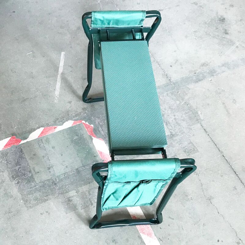Garden Kneeler - Mateo Starr