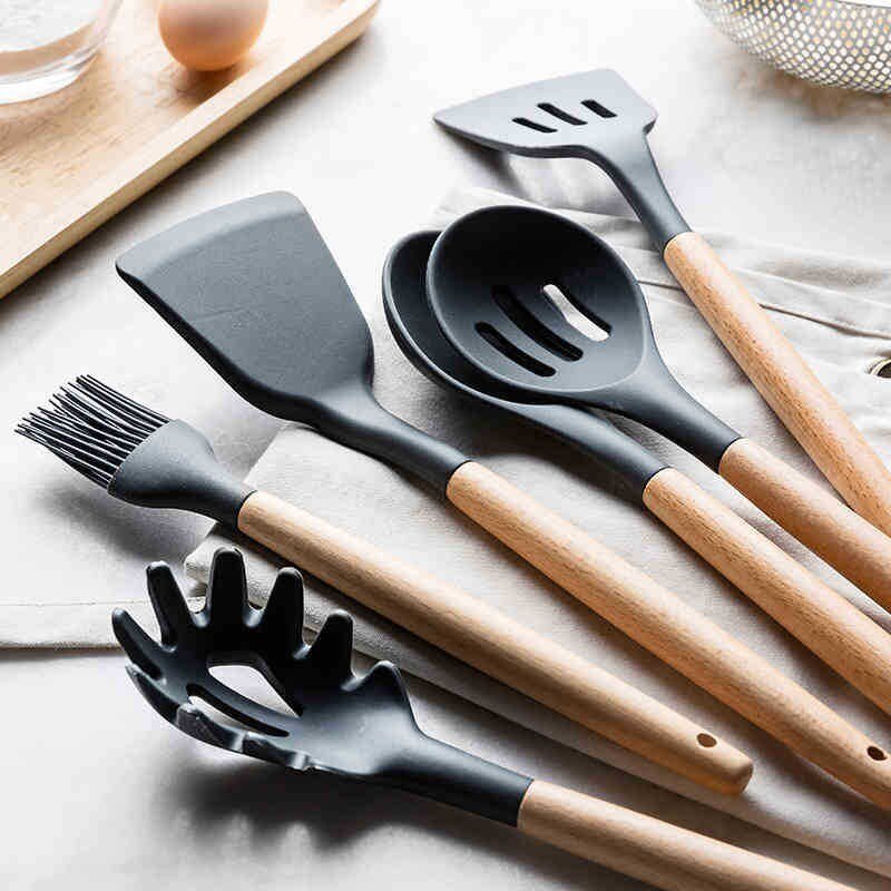Non Stick Pot Spatula And Spoon - Mateo Starr